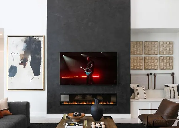 Holiday home Luxe - Ember - Pool Heat Available - Fire Pit *