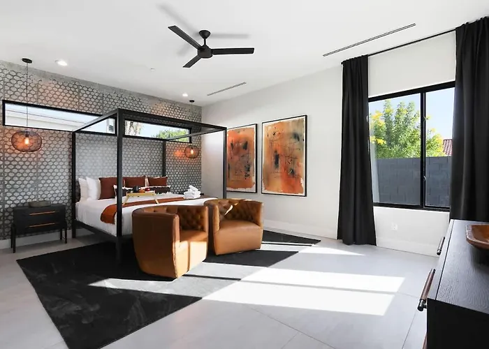 Luxe - Ember - Pool Heat Available - Fire Pit