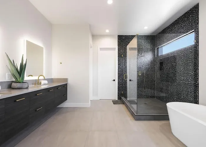 Holiday home Luxe - Ember - Pool Heat Available - Fire Pit Scottsdale
